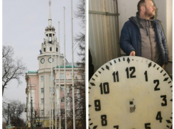 Стало известно, зачем сняли часы с башни на площади Ленина в Воронеже