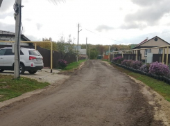 После прокурорской проверки власти доделали заброшенный ремонт под Воронежем