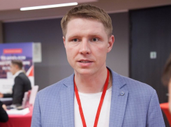 33-летний депутат-пекарь Олег Бородин за год потерял в доходах млн рублей 