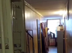 Все утопает: жильцы воронежской многоэтажки просят о помощи