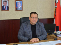 Глава Петропавловского района досрочно покинул свой пост в Воронежской области