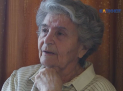 В 1941 году Татьяна Денякина первой увидела  бомбежку Киева фашистскими самолетами