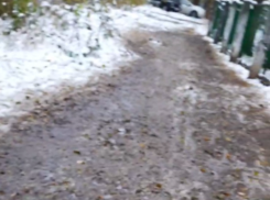 «Месим грязь»: дорога к детсаду превратилась в квест-маршрут в Воронеже 