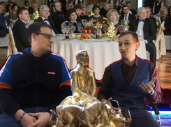 Градус гнева: Эпидемия концессий и неловкая ситуация на губернаторском балу