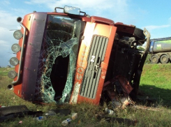 В Павловском районе при столкновении с автомобилем «МАН» погибли водитель и пассажир «ВАЗ-2110»