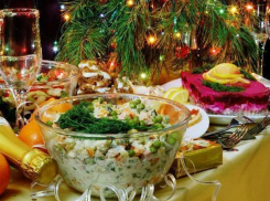 Воронежцам рассказали, как не объесться в Новый год