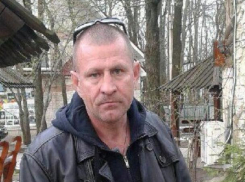 Бородатого мужчину несколько месяцев разыскивают в Воронеже