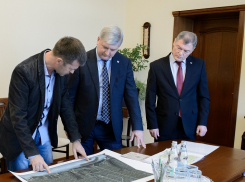 Губернатор Гусев вышел на «большую тропу» с 9 млн рублей