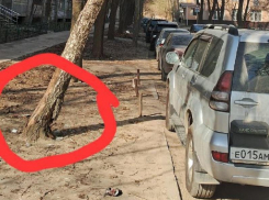 Грозящую неприятностями воронежскую версию пизанской башни запечатлели местные жители