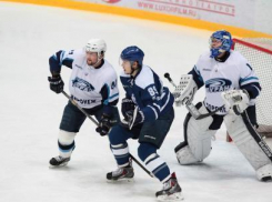 Воронежский «Буран» обыграл «Динамо» и снова стал лидером турнира