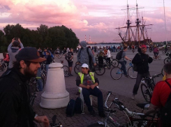 В пробеге «Велоночь» в Воронеже приняли участие пять тысяч человек