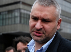 Адвокат  Марк Фейгин возмущен, что в суд по делу Надежды Савченко не пускают СМИ