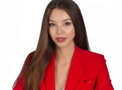 Воронежская участница конкурса «Мисс офис» просит поддержки у земляков