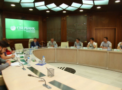 В Воронеже состоялся брифинг заместителя Председателя Центрально-Черноземного банка ПАО Сбербанк Дениса Баленко