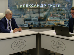 Когда в Воронеже появится метробус, сообщил Александр Гусев