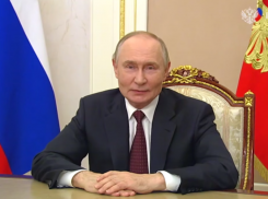 Владимир Путин поздравил учителей с праздником