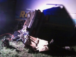 В Воронежской области погиб 23-летний водитель ВАЗ, врезавшийся в автобус