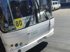 Должны вылетать на ходу: об агрессивном поведении водителя автобуса рассказали воронежцы