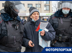 Дождь, снег и догонялки с полицией: как прошла вторая незаконная акция в Воронеже