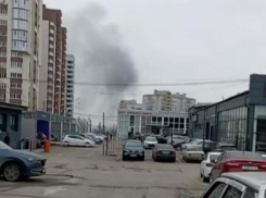 Появление чёрных клубов дыма в Коминтерновском районе Воронежа объяснили в МЧС