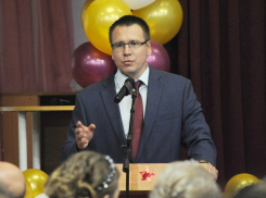 Обывательский доход продемонстрировал депутат-строитель Иван Таратин