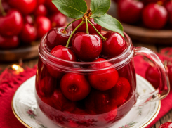 Варим компот из вишни на новогодний стол в Воронеже