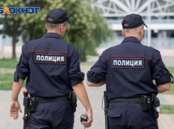 Уксусной кислотой плеснул воронежец в лицо полицейскому в Воронеже