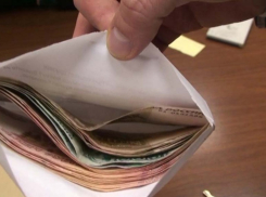 В Воронеже задержали главного специалиста пожарного надзора при получении взятки