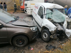 Число пострадавших в массовом ДТП с автобусом в Воронеже увеличилось – среди них пятеро детей