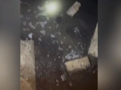Кошмарное коммунальное бедствие показали на видео в Воронеже