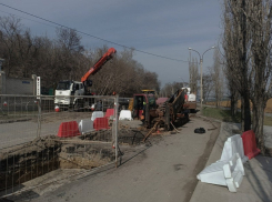 РВК-Воронеж прокладывает новые сети на Петровской набережной 