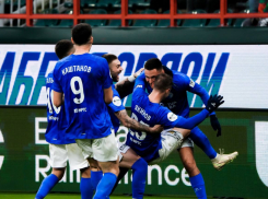 “Факел” оштрафовали на крупную сумму за оскорбления болельщиков в сторону арбитра