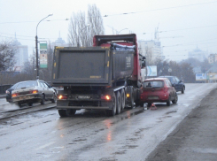 В Воронеже на 9 Января из-за ДТП получилась большая пробка