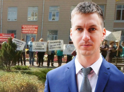 Антиликаторова в отставку! – воронежские предприниматели вышли на пикет к мэрии города