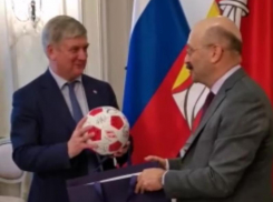 Михаил Задорнов раскрыл футбольные пристрастия воронежского губернатора