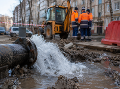 В Воронеже прокуратура взялась за затянувшиеся аварии на водопроводе
