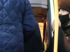 Воронежскую маршрутку потряс очередной масочный конфликт