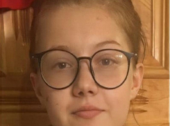 15-летняя девушка с татуировкой пропала в Воронежской области