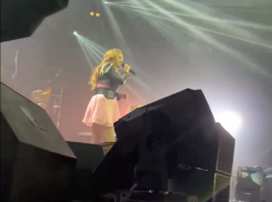 Место сладкой печали: в Воронеж приехала певица МакSим и привела в восторг весь зал 