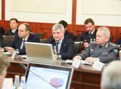 Александр Гусев приехал в Москву снова просить за Воронежское метро
