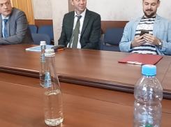 «При Кстенине было хлебосольно»: воронежец показал, чем гордума угощала кандидатов в мэры 