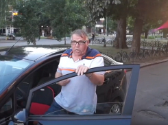 «Заложник» Государственного флага России обругал воронежцев «идиотами»