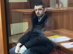 Обвиняемого в жестоком убийстве 17-летней девушки оставили в СИЗО в Воронеже