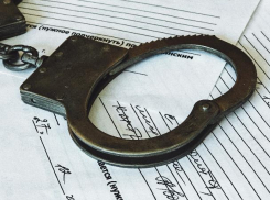 Водитель ограбил камазиста за дерзкий маневр на дороге в Воронежской области