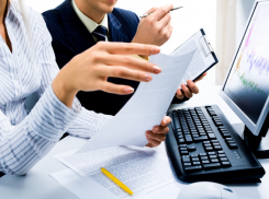 В Воронеже банковскую мошенницу осудили условно 