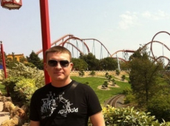 Авария на Кольцовской в Воронеже: «Парень попытался вылезти через заднее стекло, затем привстал, что-то кричал, и огонь накрыл машину...»