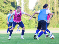 Руководство воронежского «Факела» решило оставить Шахова в команде