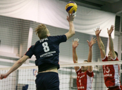 Воронежские волейболисты в повторной игре уступили гостям из Перми