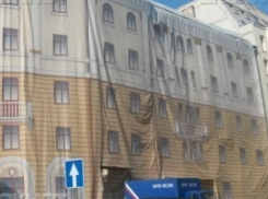 У скандального воронежского «дома под тряпкой» появится подземный паркинг