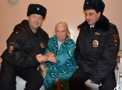 Воронежский полицейский не дал умереть 82-летней пенсионерке 